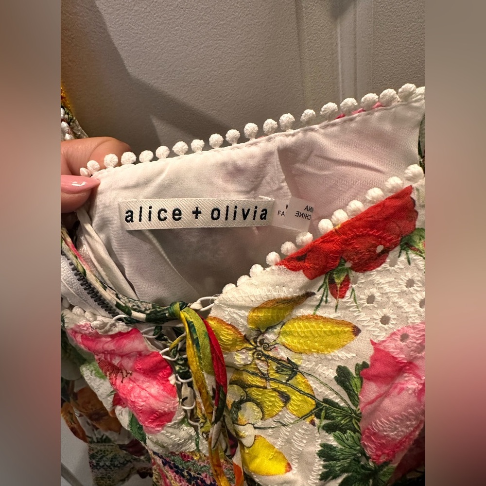 Alice and Olivia Dress size 2 - Picture 4 of 4